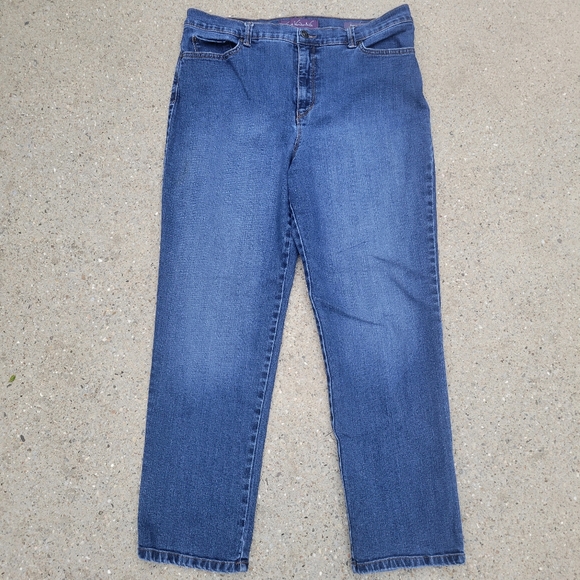 Gloria Vanderbilt Women's Amanda Classic Jeans - Size 16 (Great Condition) - Picture 3 of 9